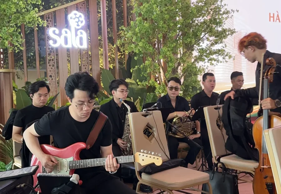 Acoustic Band