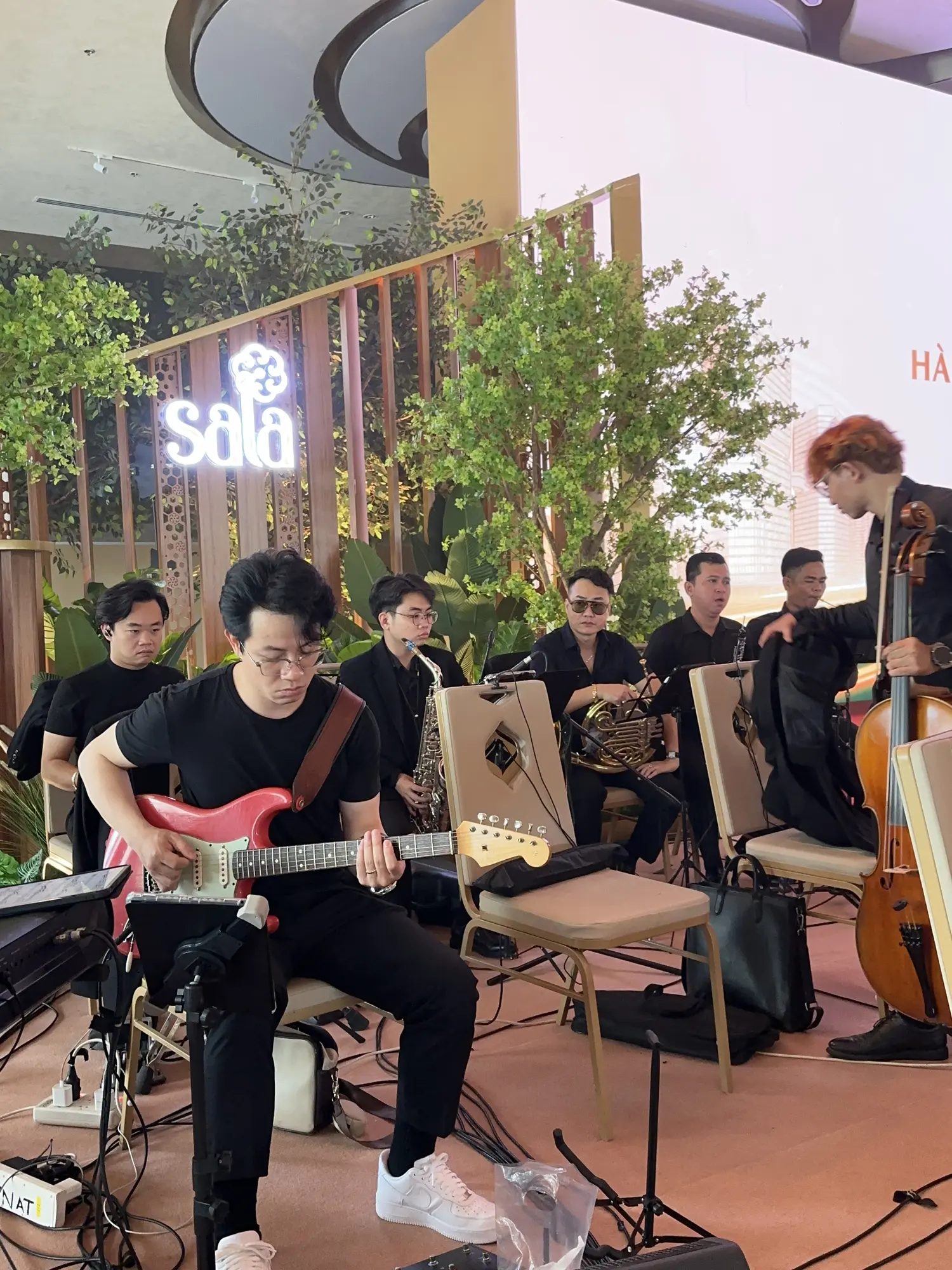 Acoustic Band